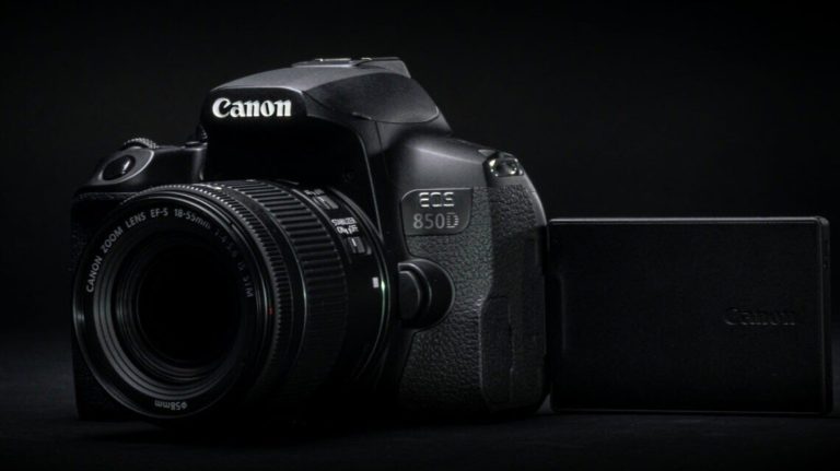 Canon EOS 850D