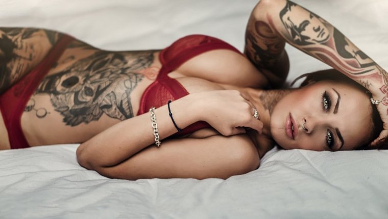 Девушки с красивыми татуировками - новая подборка 7