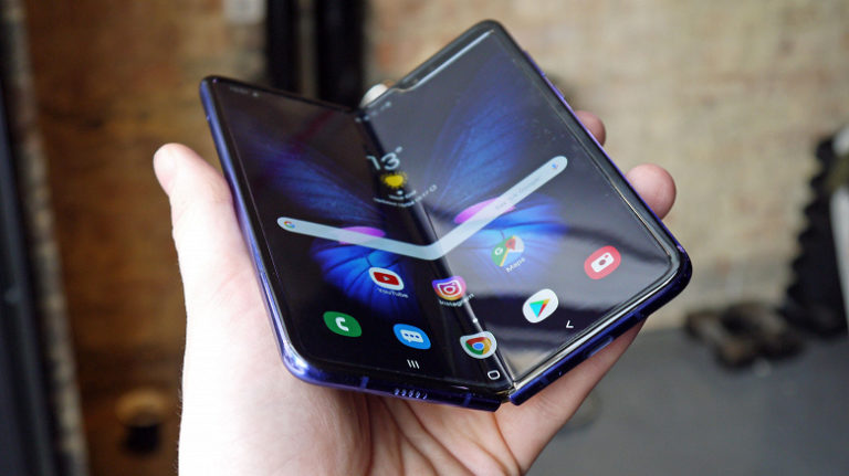 Мир в ожидании первого складного смартфона Xiaomi 18
