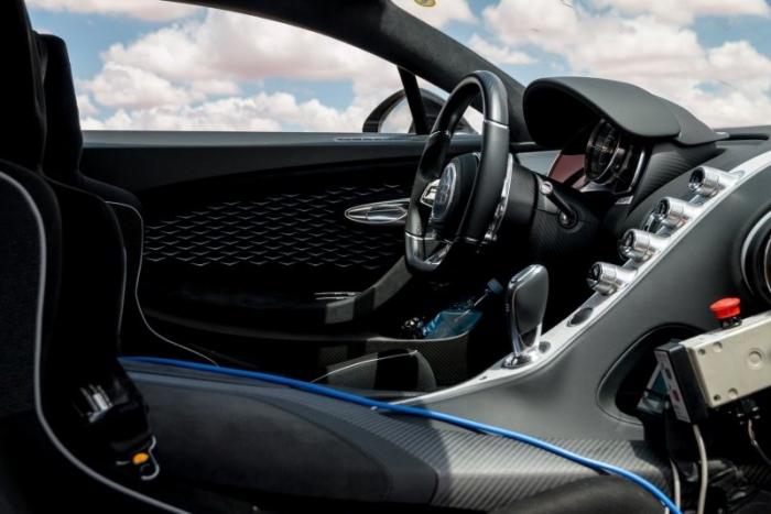 Bugatti тестируют новую модель за 5 миллионов евро перед отгрузкой (1211