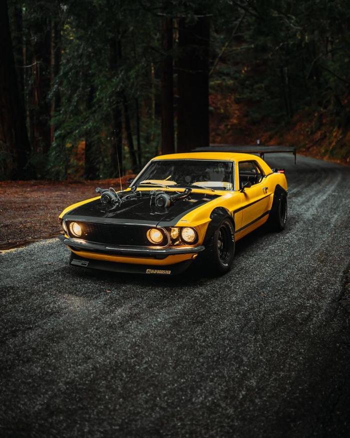 Классический Ford Mustang Twin-Turbo 1969 готов вас шокировать (12 фот1