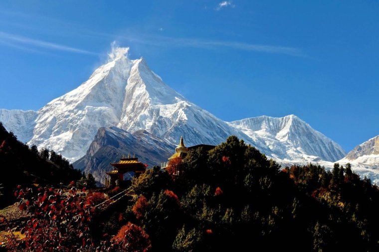 Горная вершина Манаслу в Непале (Гималаи) 1