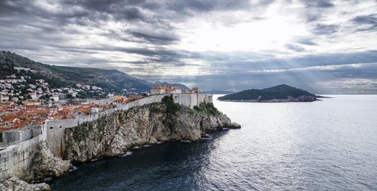 Адриатическое море в Дубровнике (Хорватия)