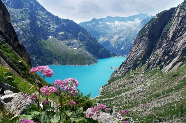 Озера в Швейцарских Альпах: красота (15 Фото) 3 озера