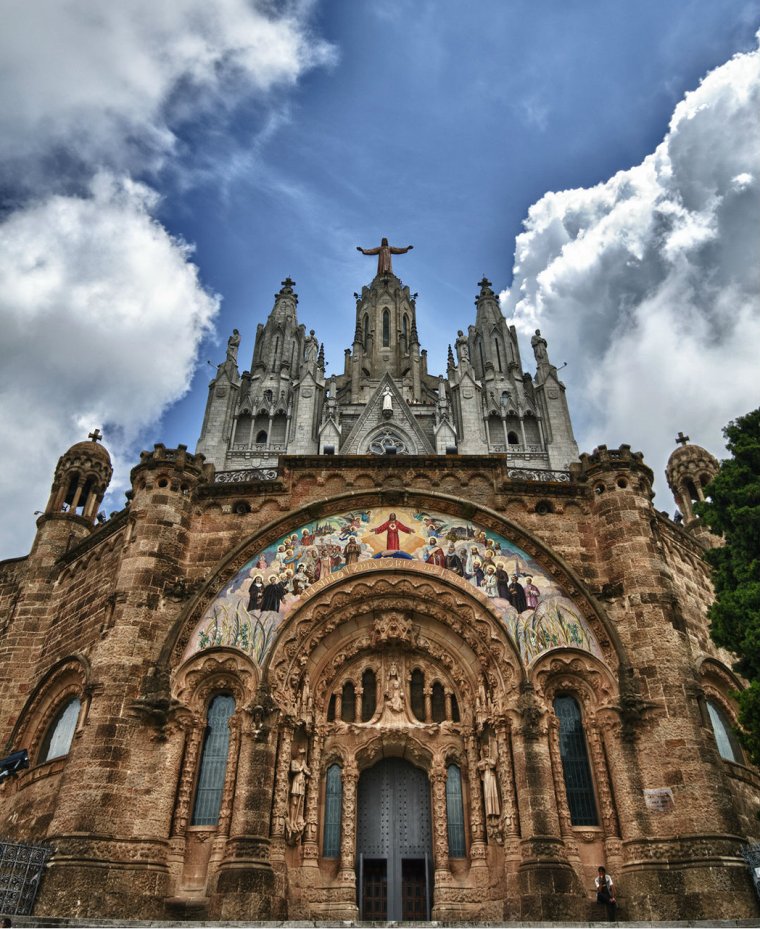 Храм Святого сердца на горе Тибидабо (Барселона) - 18 Фото 9