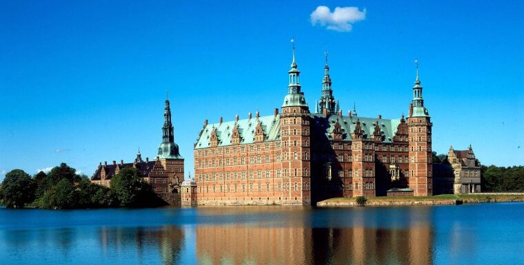 Дворец Фредериксборг в Копенгагене (Дания) – 15 Фото