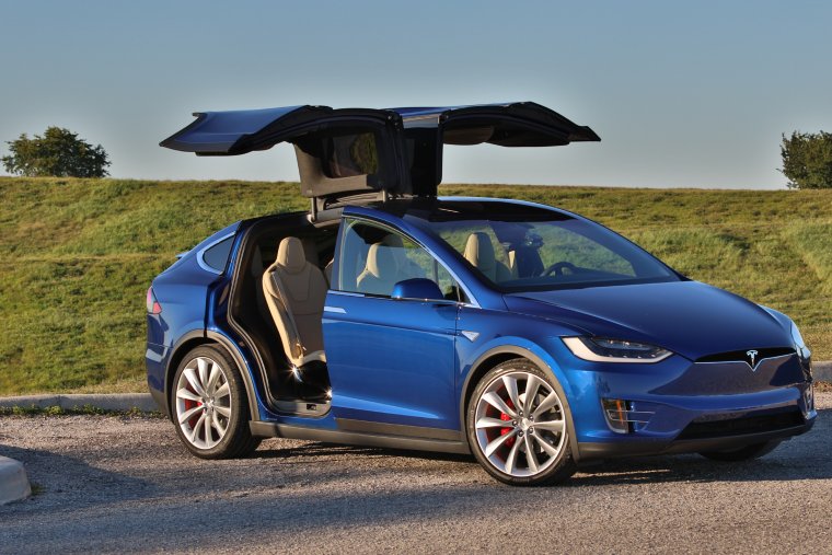 Качественные фото Tesla Model X 4