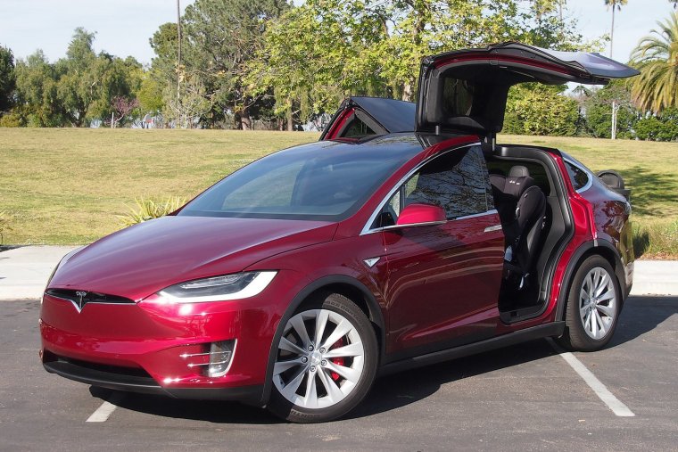 Качественные фото Tesla Model X 7