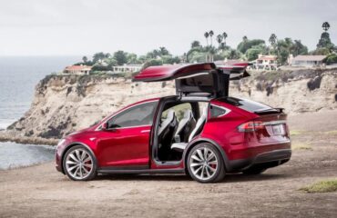 Качественные фото Tesla Model X