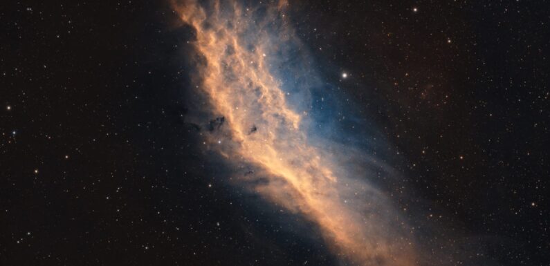 Туманность Калифорния (NGC1499): версии SHO и HOO (Фото)