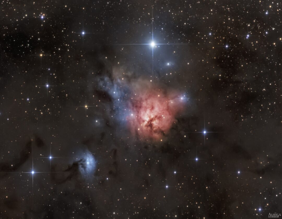 Северная Трехраздельная туманность NGC 1579 (Фото) 2 туманность