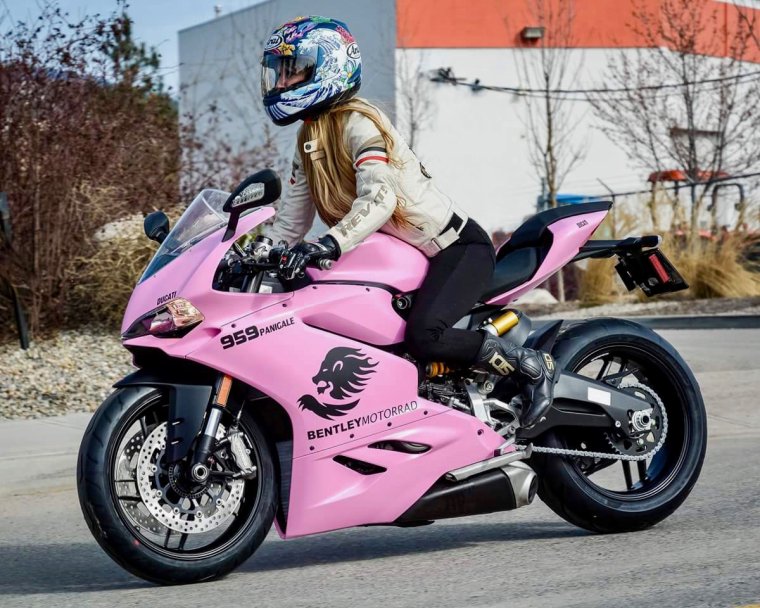 Розовые мотоциклы: гламурней некуда (38 ФОТО) 2 Розовые мотоциклы