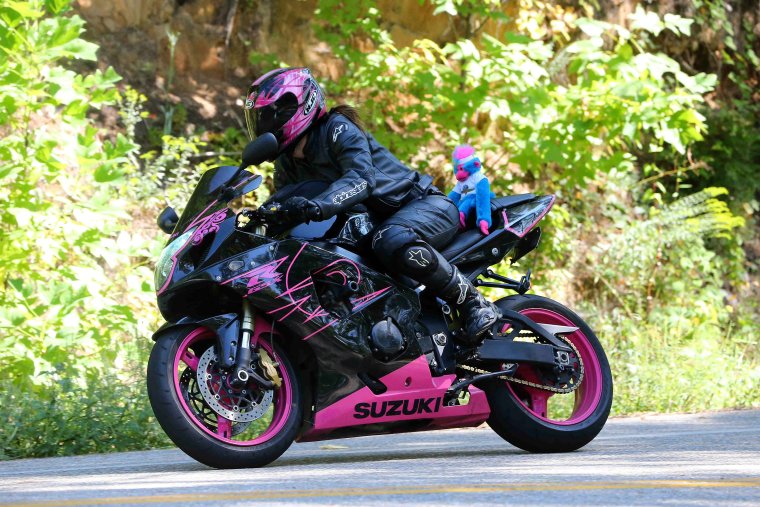 Розовые мотоциклы: гламурней некуда (38 ФОТО) 5 Розовые мотоциклы