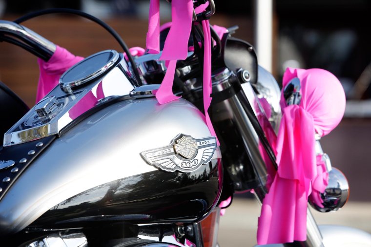 Розовые мотоциклы: гламурней некуда (38 ФОТО) 6 Розовые мотоциклы
