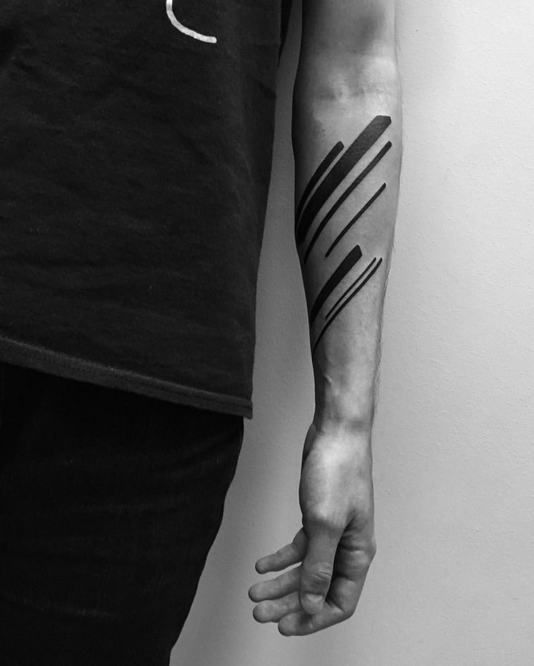Простые мужские татуировки на руке (65 фото)1