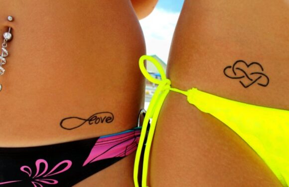🖤 Тату для девушек в зоне бикини: подчеркните вкусное (45 фото)