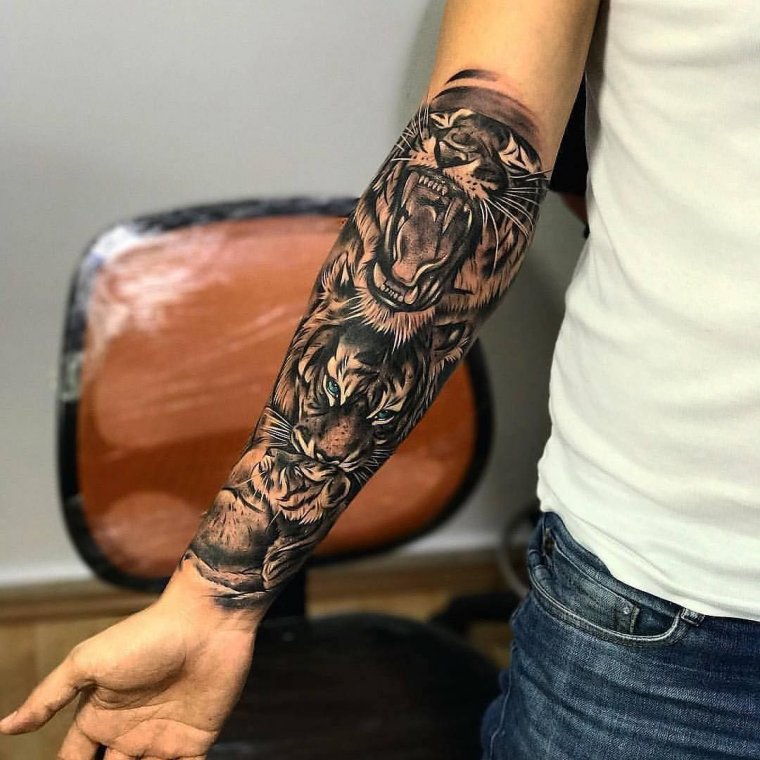 Татуировки для мужчин на руке (54 фото)48