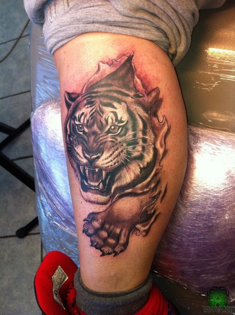 Мужские татуировки на ноге (46 фото)12