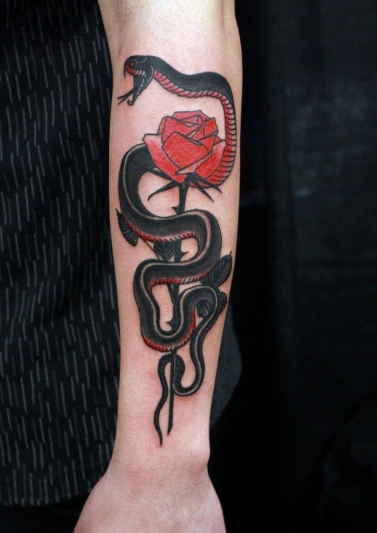Тату роза со змеей (48 фото)42