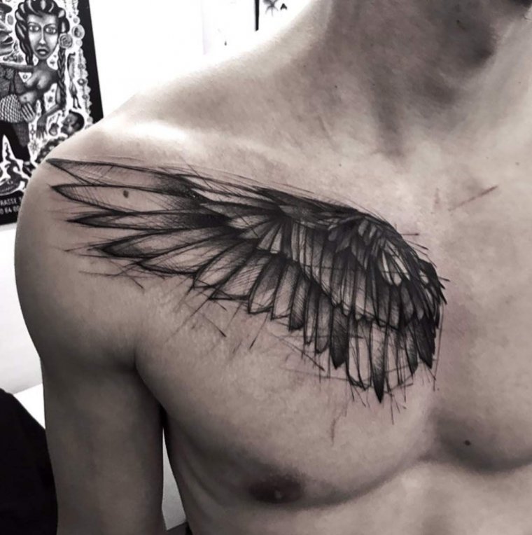 Татуировка крылья на груди (50 фото)48