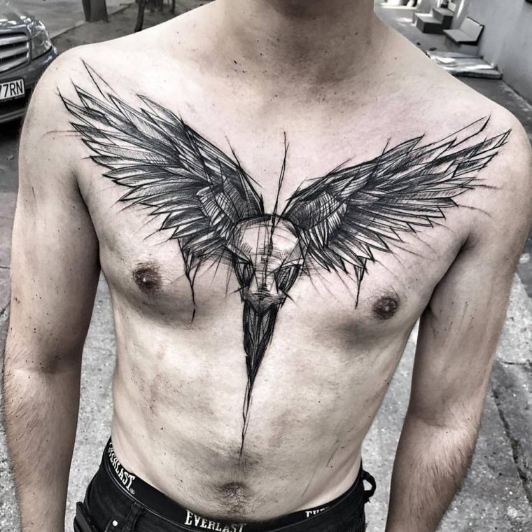 Татуировка крылья на груди (50 фото)3