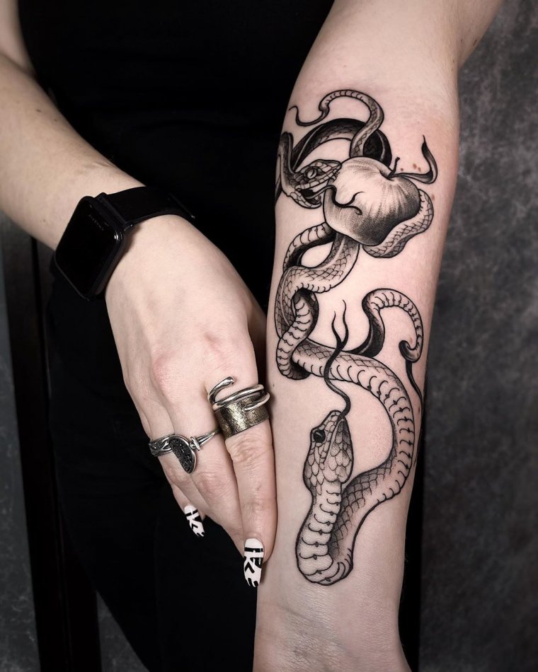Татуировка змея вокруг руки (48 фото)40