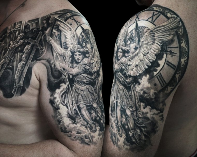 Татуировки для мужчин на плече (39 фото)36