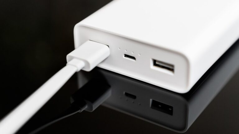 Лучшие Павербанки емкостью от 20000 mAh до 30000 mAh 14