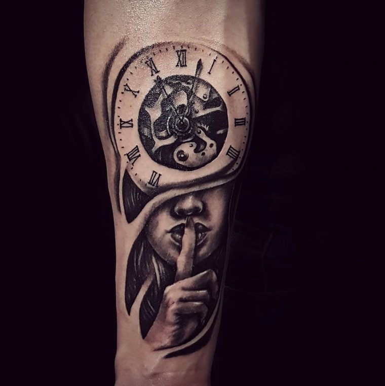 Мужские тату часы на предплечье (39 фото)11