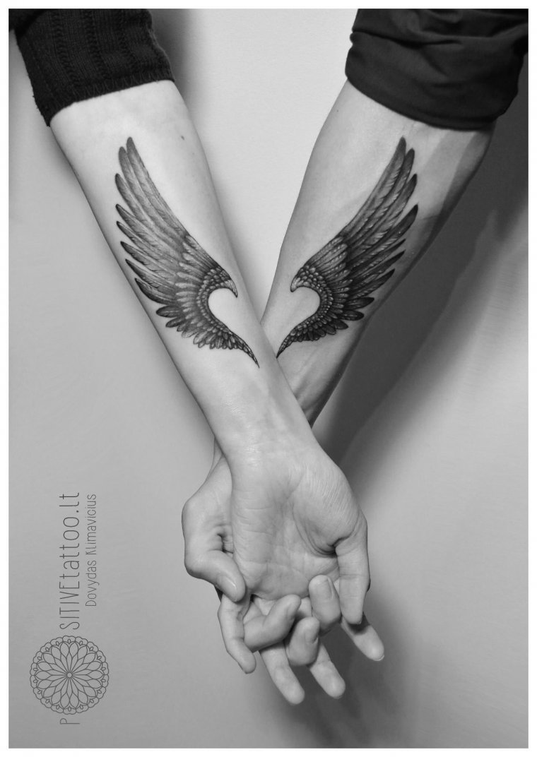 Парные тату крылья (49 фото)24