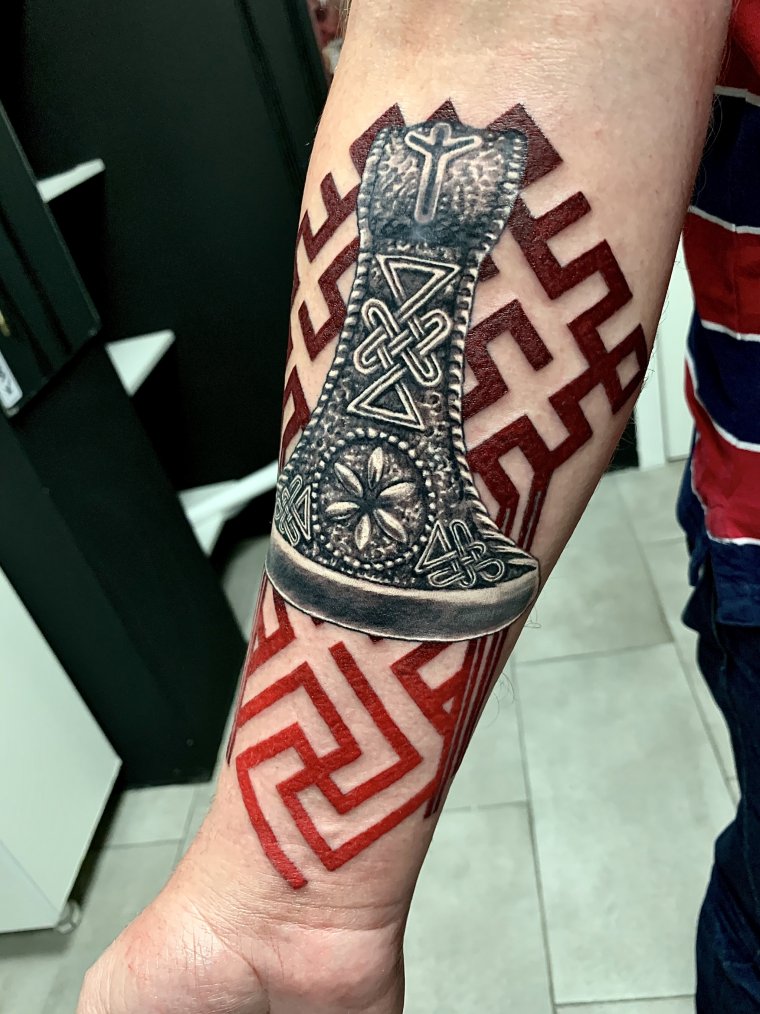 Славянские тату на предплечье (39 фото)22