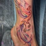 🖤 Татуировка феникс: для женщин на запястье (63 фото) 26