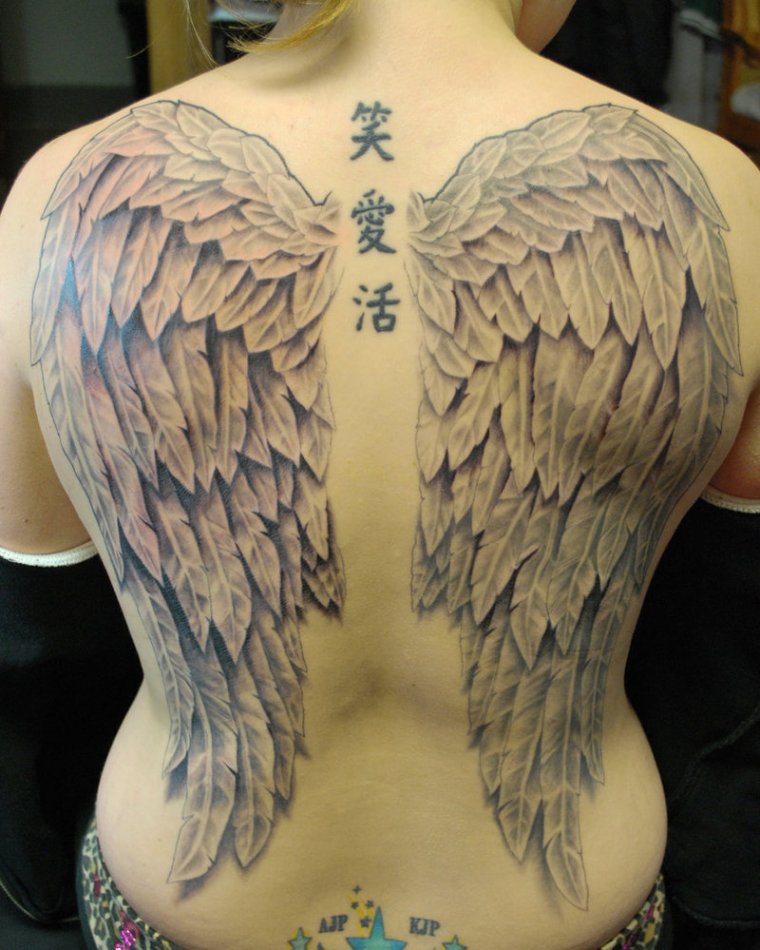 Тату крылья ангела на спине (27 фото)5