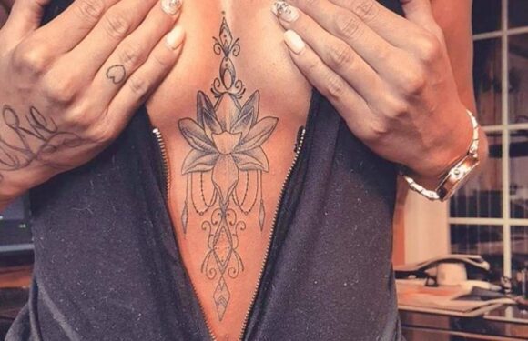 🖤 Татуировки «Лотос на груди» — женские (62 фото)