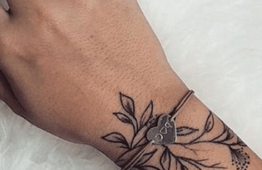 🖤 Татуировки вокруг запястья: женские (62 фото)
