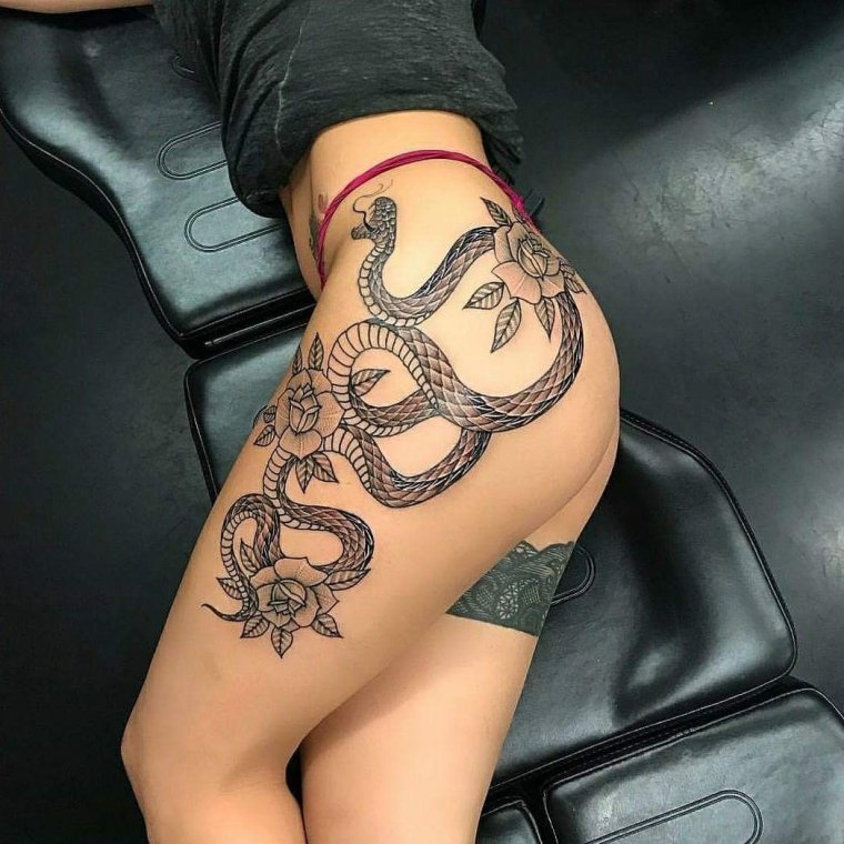 Татуировка змея на ноге (50 фото)48