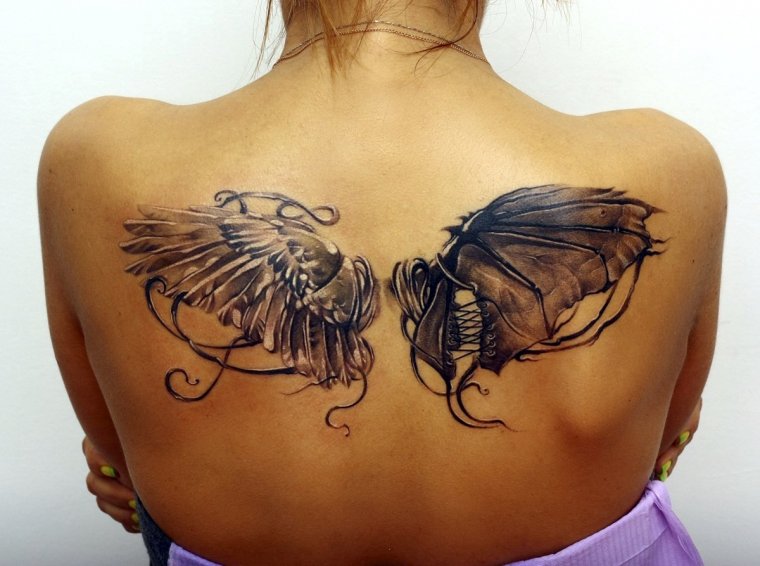 Женские татуировки на спине (50 фото)25
