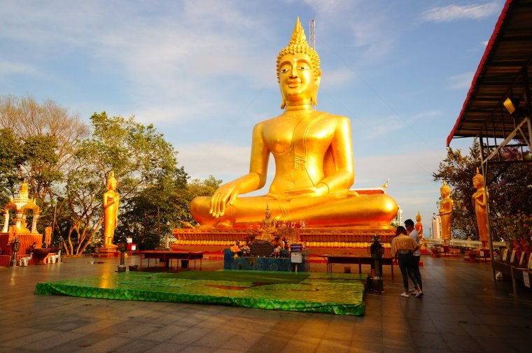 Храм большого Будды (Паттайя, Таиланд) - 21 фото 9 Храм большого Будды