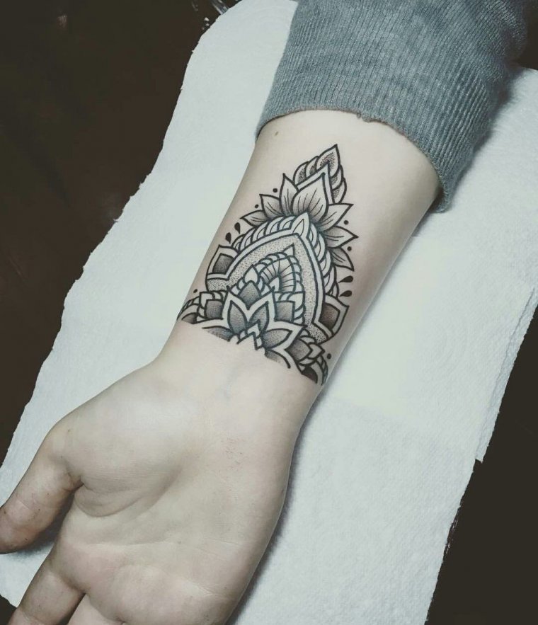 Тату браслет Мандала