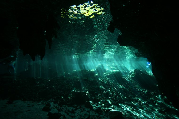 Подземное море и подводные пещеры (45 фото) 4