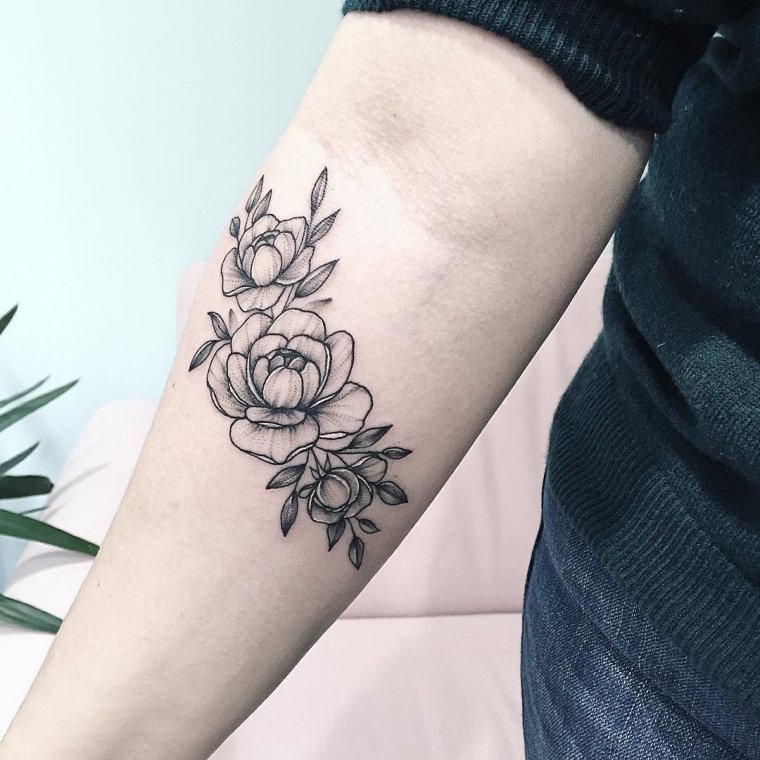 Татуировки с розами