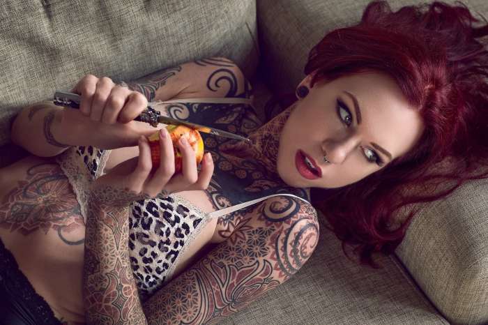 Красивые девушки с татуировками (79 фото) 15 девушки с татуировками