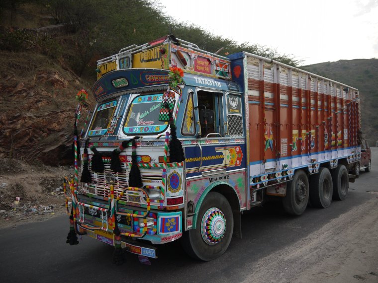 Индийский тюнинг грузовиков