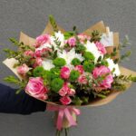 Букет из хризантем и роз (69 фото) 13 шлемы