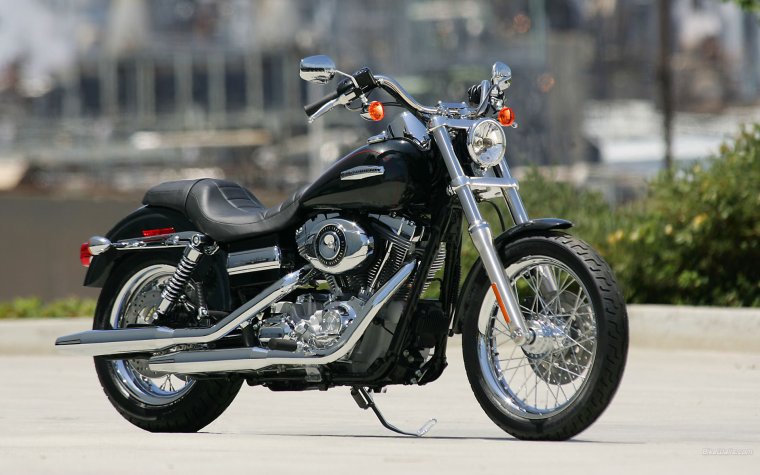 Мотоцикл Harley-Davidson Dyna super Glide
