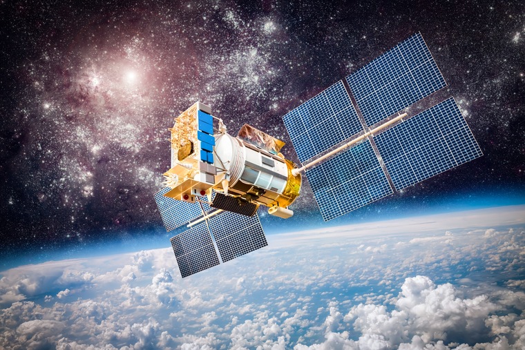 В чем отличие между системами "ГЛОНАСС" и GPS?