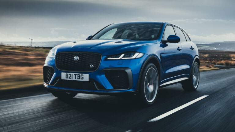 Jaguar F-Pace SVR: Преимущества большой мощности для эмоционального вождения 37 volvo