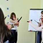 Як українці захищають себе у 2025 році: найефективніші засоби самооборони 8 щенок